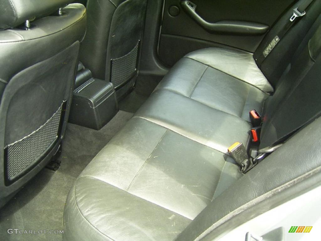 2003 3 Series 325i Sedan - Titanium Silver Metallic / Black photo #11