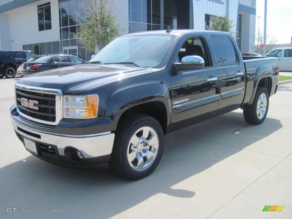 2010 Sierra 1500 SLE Crew Cab 4x4 - Carbon Black Metallic / Ebony photo #1