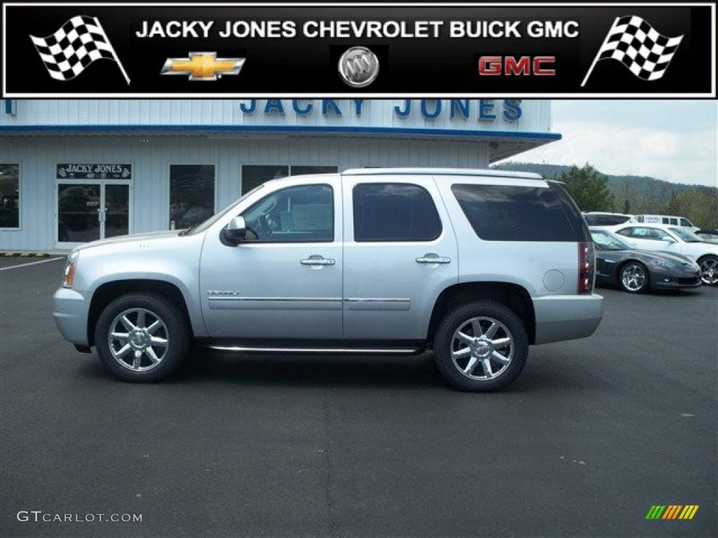 Pure Silver Metallic GMC Yukon