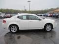 Stone White - Avenger SXT Photo No. 2