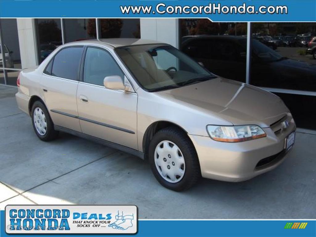 2000 Accord LX Sedan - Naples Gold Metallic / Ivory photo #1