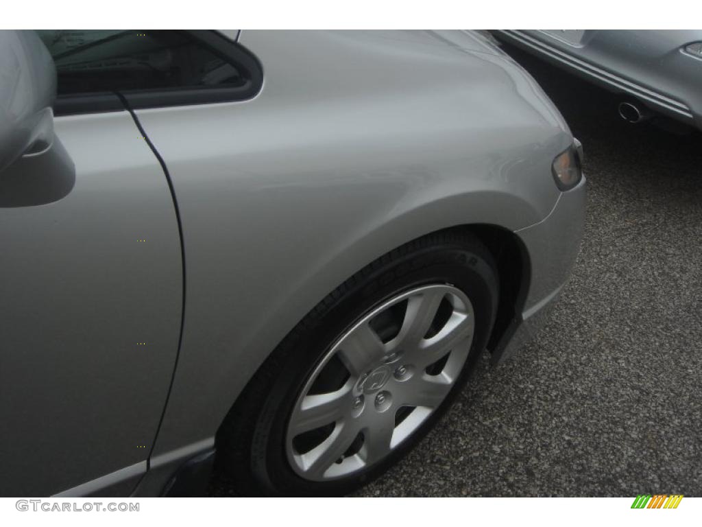 2009 Civic LX Sedan - Alabaster Silver Metallic / Gray photo #8