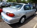 Silvermist Metallic - Malibu Sedan Photo No. 3