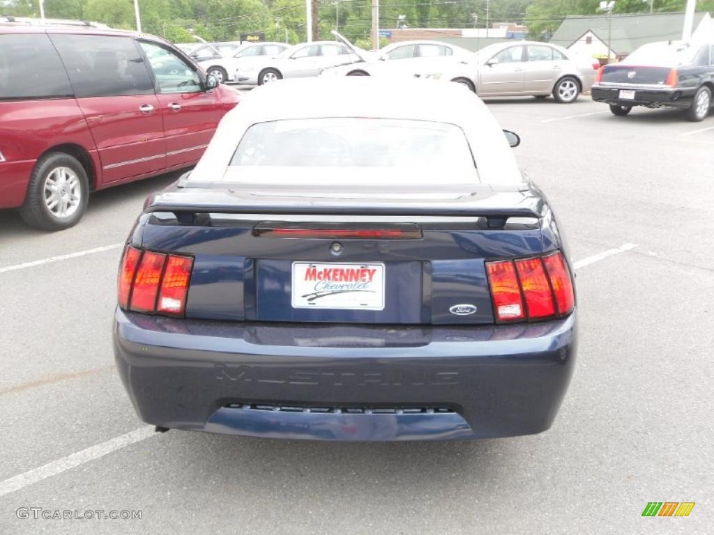 2003 Mustang V6 Convertible - True Blue Metallic / Medium Parchment photo #3
