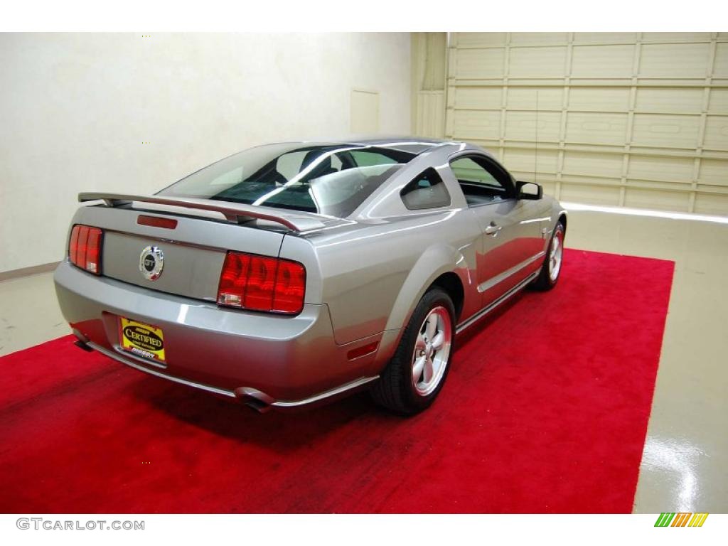 2009 Mustang GT Premium Coupe - Vapor Silver Metallic / Dark Charcoal photo #31