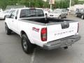 Avalanche White - Frontier XE V6 King Cab 4x4 Photo No. 2
