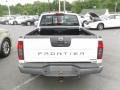 Avalanche White - Frontier XE V6 King Cab 4x4 Photo No. 3