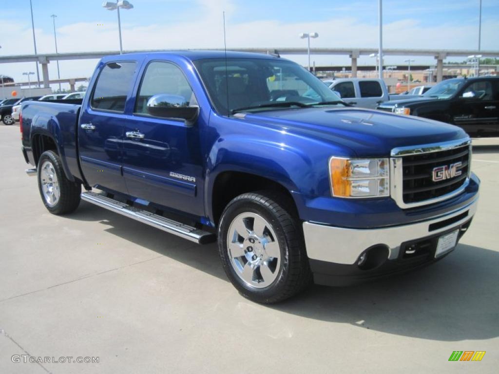 2010 Sierra 1500 SLE Crew Cab - Laser Blue Metallic / Dark Titanium/Light Titanium photo #2