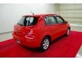 Red Alert - Versa 1.8 SL Hatchback Photo No. 30
