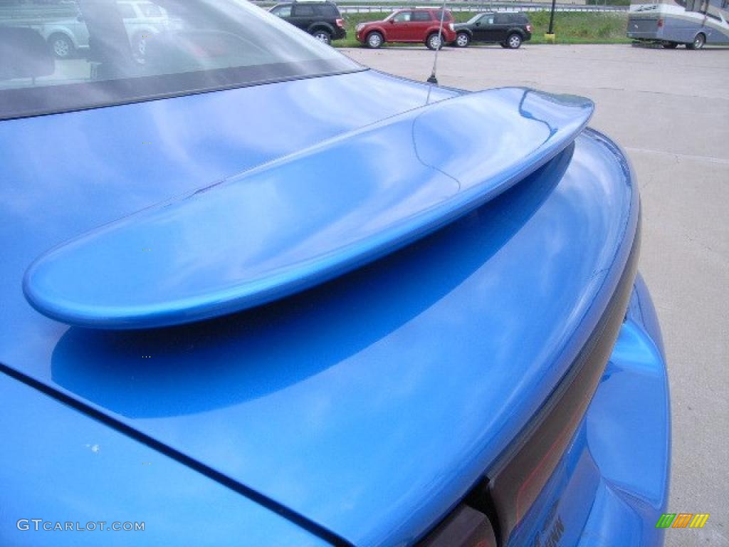 2002 Escort ZX2 Coupe - Bright Atlantic Blue Metallic / Dark Gray photo #16