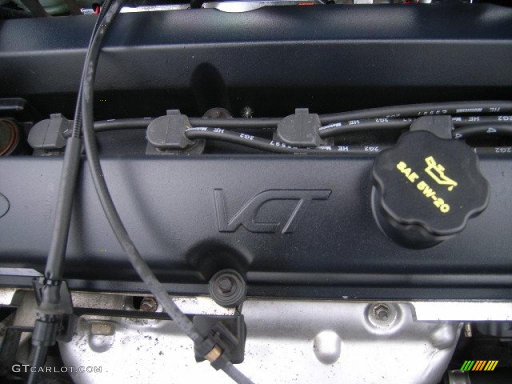 2002 Escort ZX2 Coupe - Bright Atlantic Blue Metallic / Dark Gray photo #18