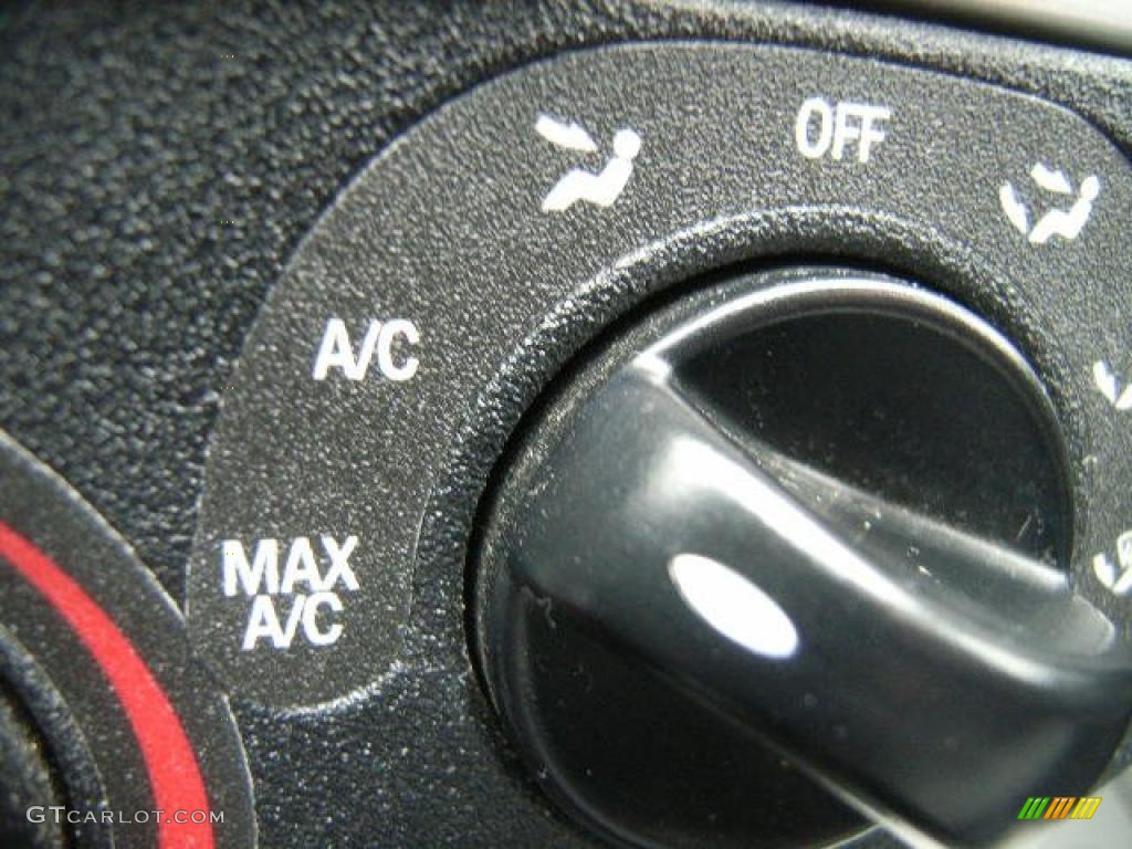 2002 Escort ZX2 Coupe - Bright Atlantic Blue Metallic / Dark Gray photo #27