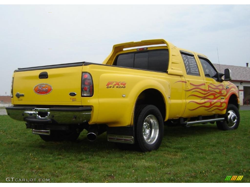 2006 F350 Super Duty Lariat Crew Cab 4x4 Dually - Blazing Yellow / Black photo #5