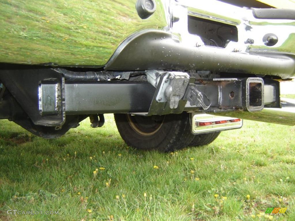 2006 F350 Super Duty Lariat Crew Cab 4x4 Dually - Blazing Yellow / Black photo #32