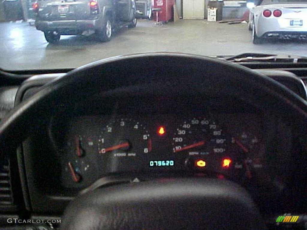 2002 Wrangler X 4x4 - Black / Camel Beige photo #14