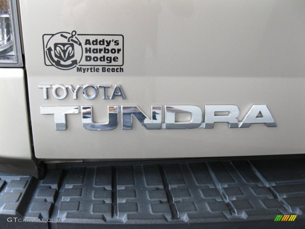 2007 Tundra SR5 TRD Double Cab - Desert Sand Mica / Beige photo #17