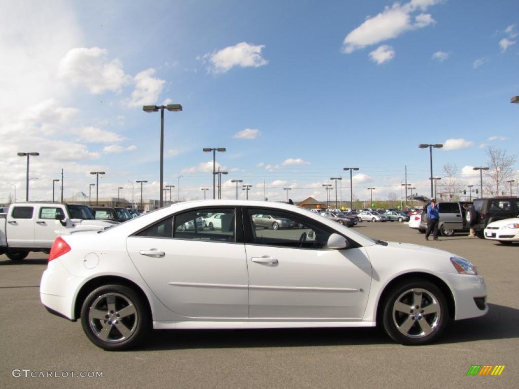 2010 G6 GT Sedan - Summit White / Ebony photo #9