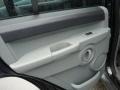 Black Clearcoat - Commander Sport 4x4 Photo No. 13