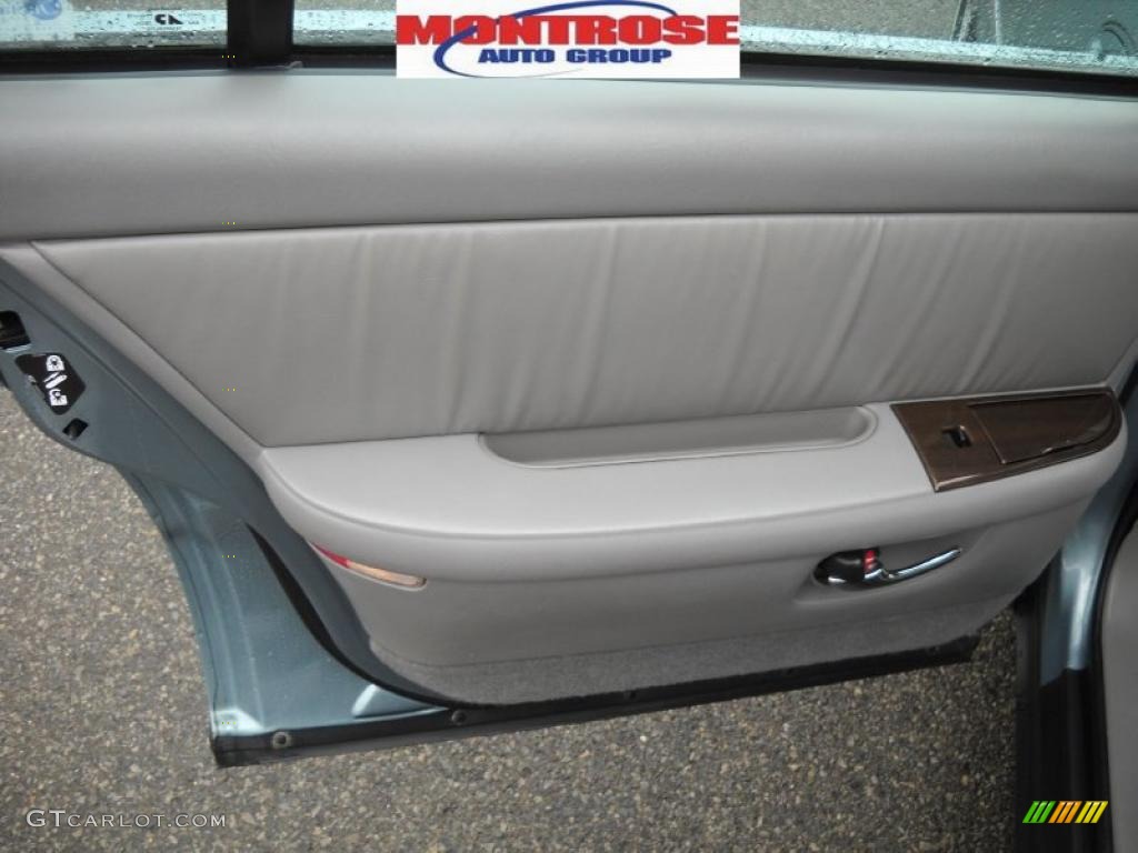 2004 Park Avenue  - Silver Blue Ice Metallic / Shale photo #12