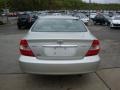 Lunar Mist Metallic - Camry LE Photo No. 3