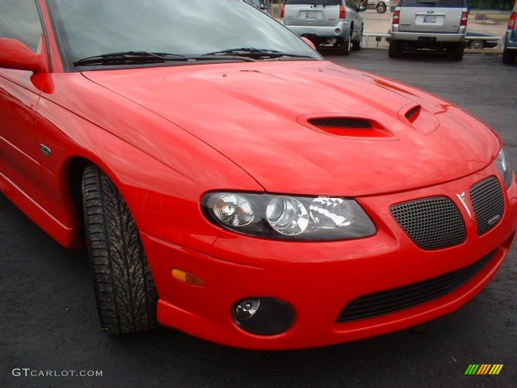 2005 GTO Coupe - Torrid Red / Black photo #15