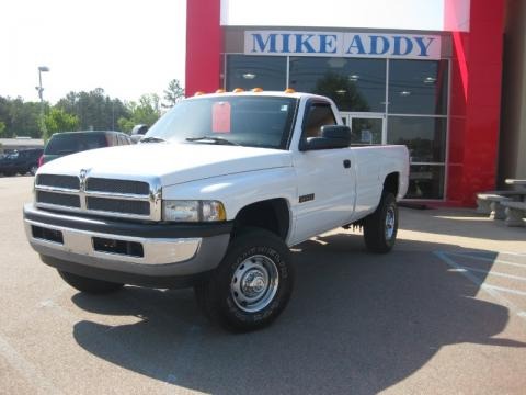 2002 Dodge Ram 2500 ST Regular Cab 4x4 Data, Info and Specs