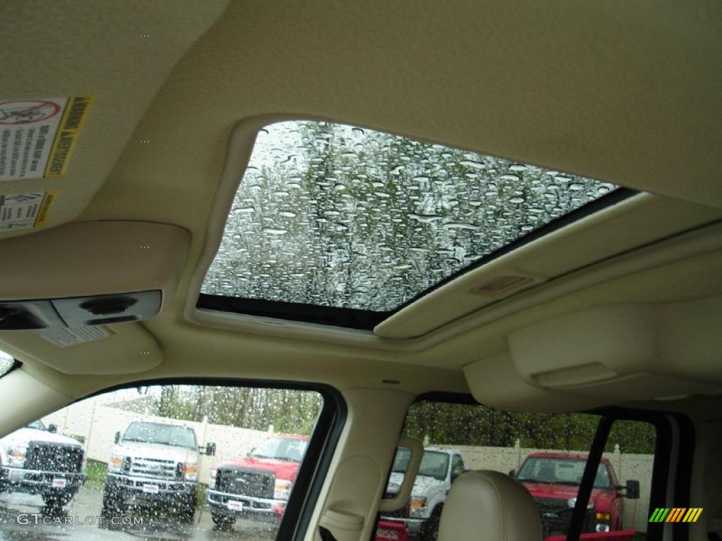 2003 Mountaineer Premier AWD - Ceramic White Tri-Coat / Medium Dark Parchment photo #14