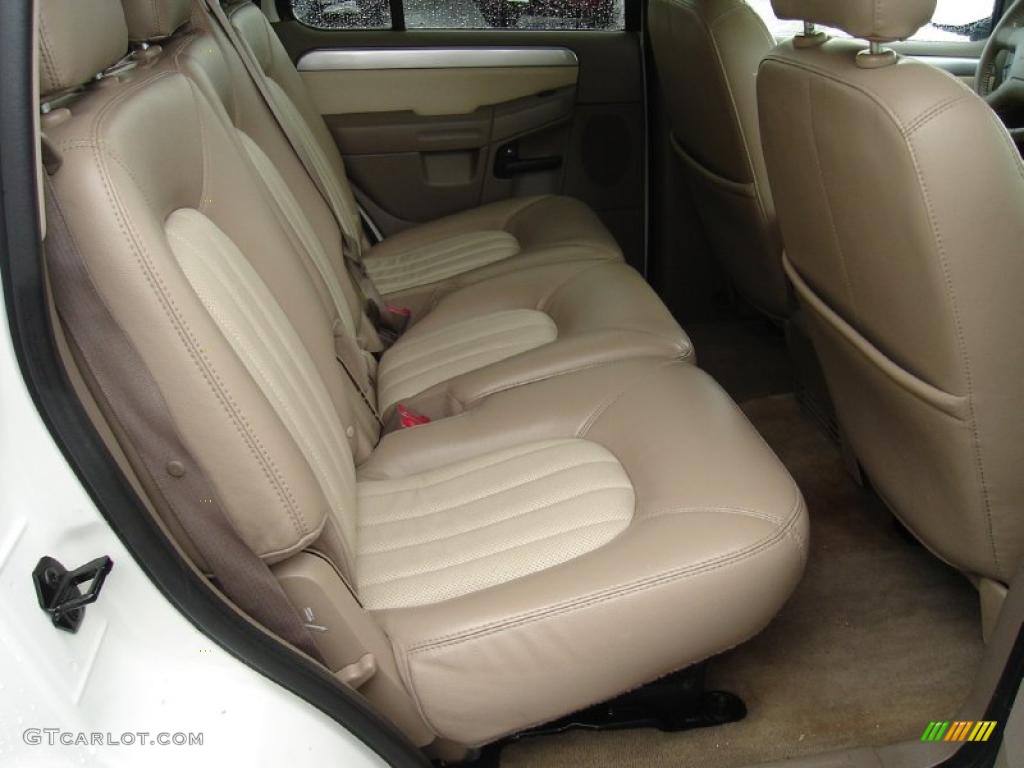 2003 Mountaineer Premier AWD - Ceramic White Tri-Coat / Medium Dark Parchment photo #17