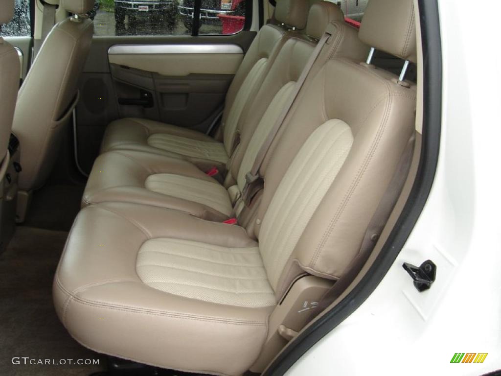 2003 Mountaineer Premier AWD - Ceramic White Tri-Coat / Medium Dark Parchment photo #18
