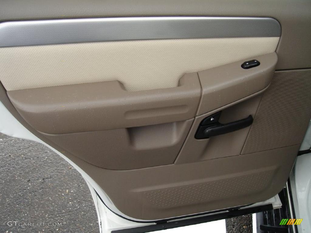 2003 Mountaineer Premier AWD - Ceramic White Tri-Coat / Medium Dark Parchment photo #26
