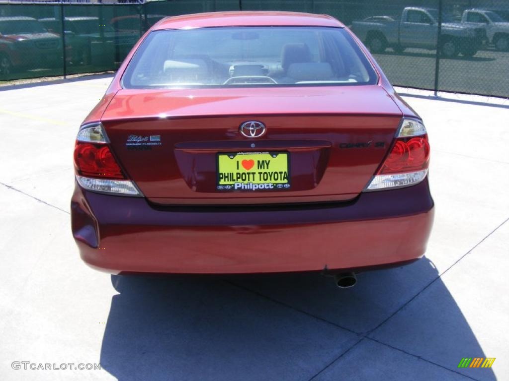2005 Camry SE - Salsa Red Pearl / Taupe photo #4