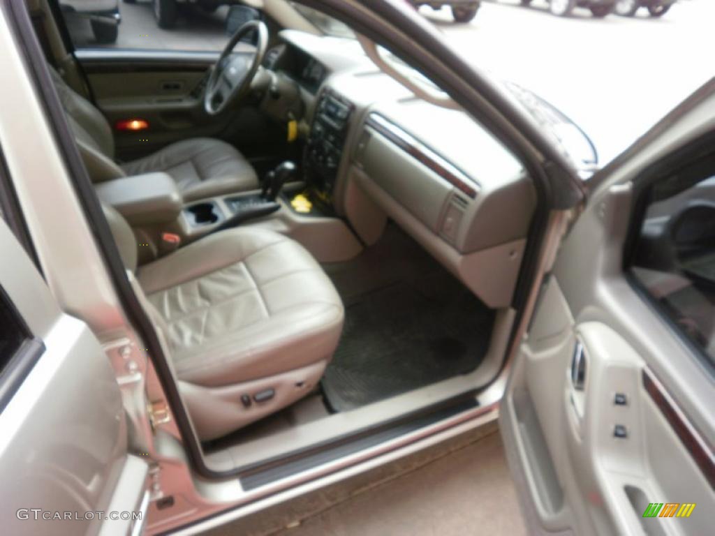 2003 Grand Cherokee Limited 4x4 - Light Pewter Metallic / Sandstone photo #17