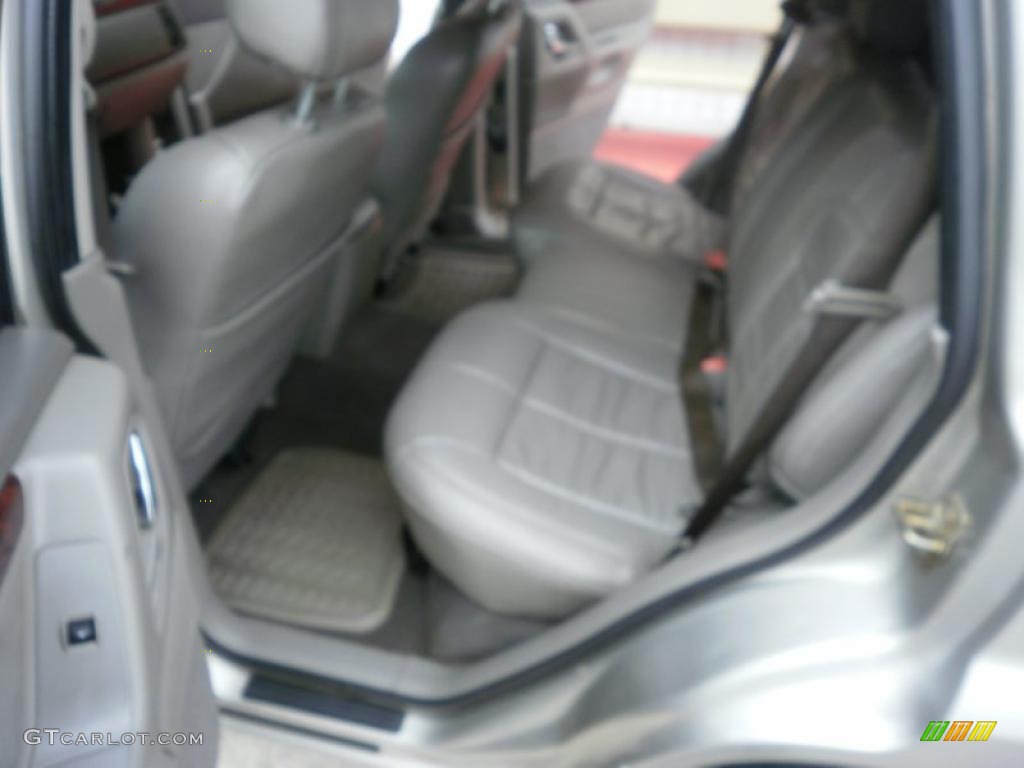 2003 Grand Cherokee Limited 4x4 - Light Pewter Metallic / Sandstone photo #21