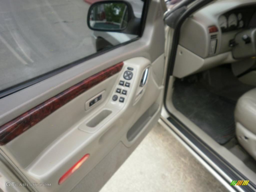 2003 Grand Cherokee Limited 4x4 - Light Pewter Metallic / Sandstone photo #22