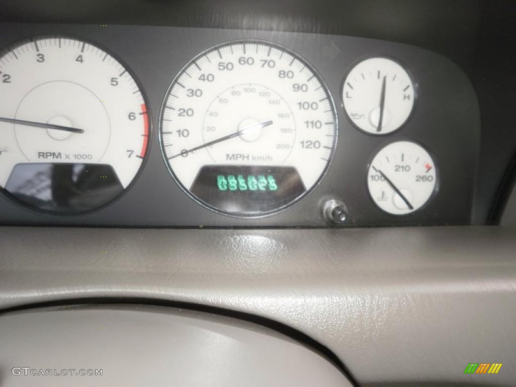 2003 Grand Cherokee Limited 4x4 - Light Pewter Metallic / Sandstone photo #28