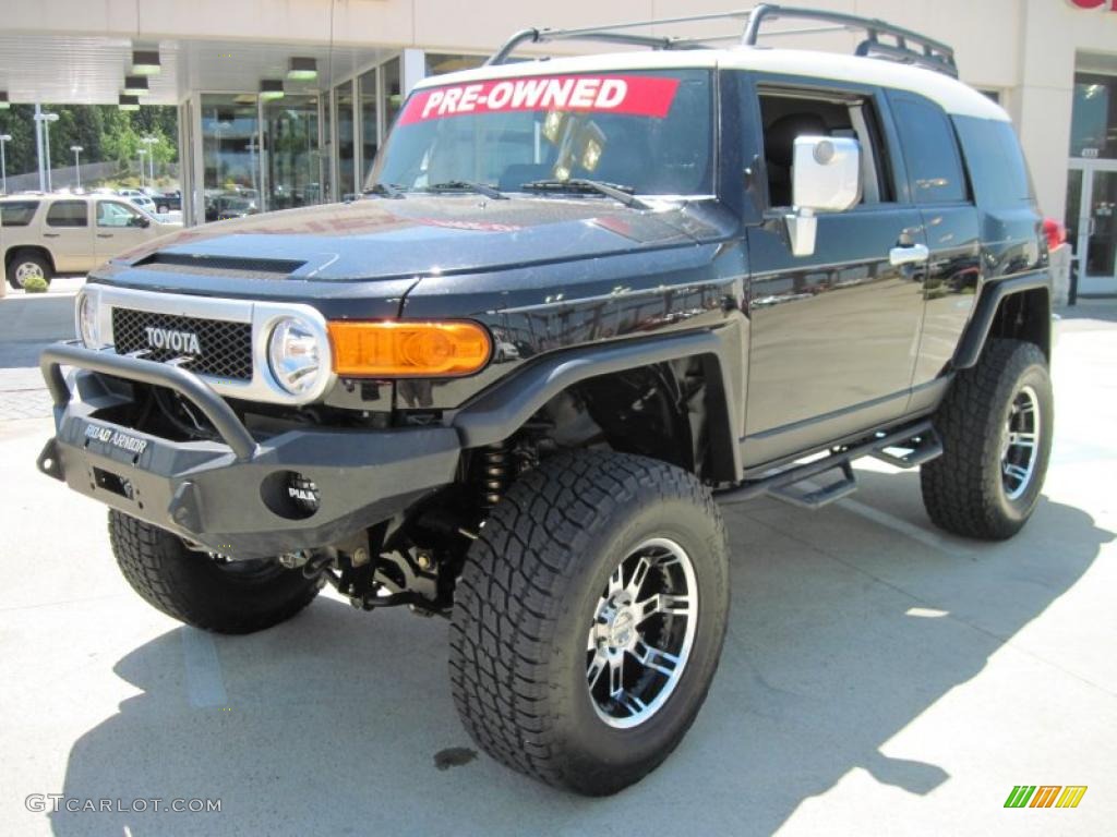 Black Diamond Toyota FJ Cruiser