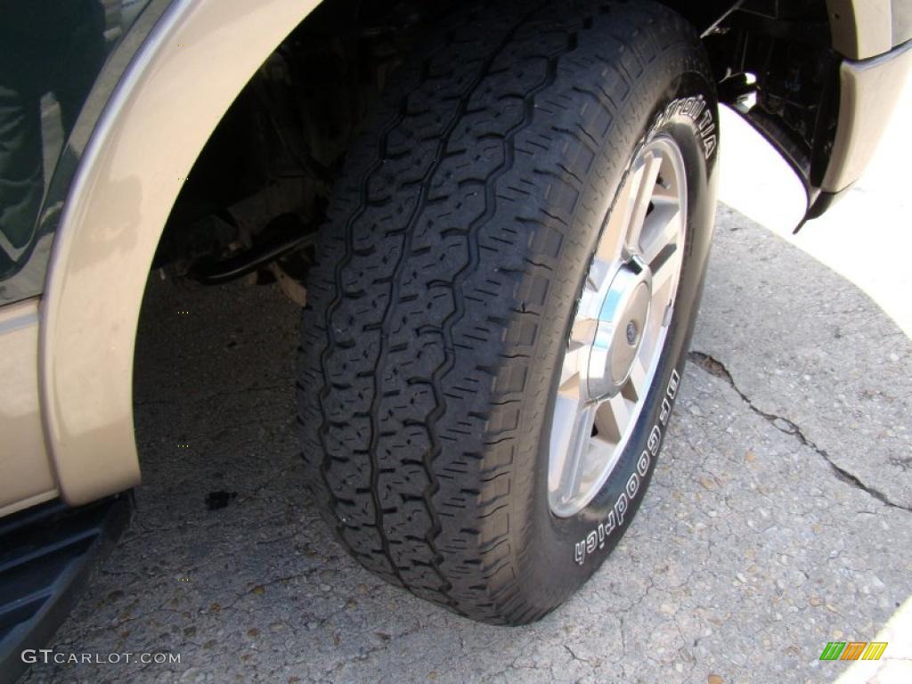 2005 F150 Lariat SuperCrew 4x4 - Aspen Green Metallic / Tan photo #28