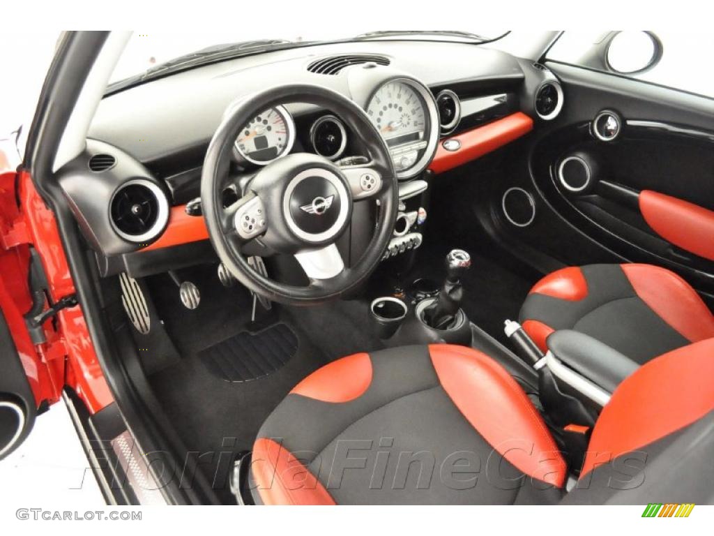 2007 Cooper S Hardtop - Chili Red / Rooster Red/Carbon Black photo #12