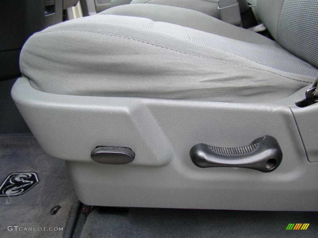 2007 Ram 1500 SLT Quad Cab - Cool Vanilla / Medium Slate Gray photo #10