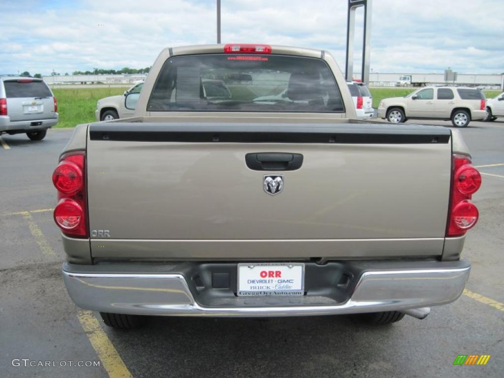 2008 Ram 1500 SXT Regular Cab - Light Khaki Metallic / Khaki photo #8