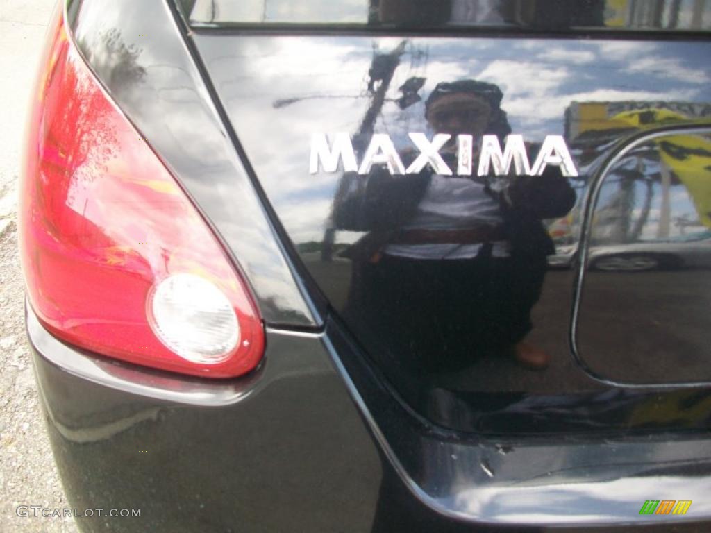 2005 Maxima 3.5 SE - Onyx Black / Black photo #8
