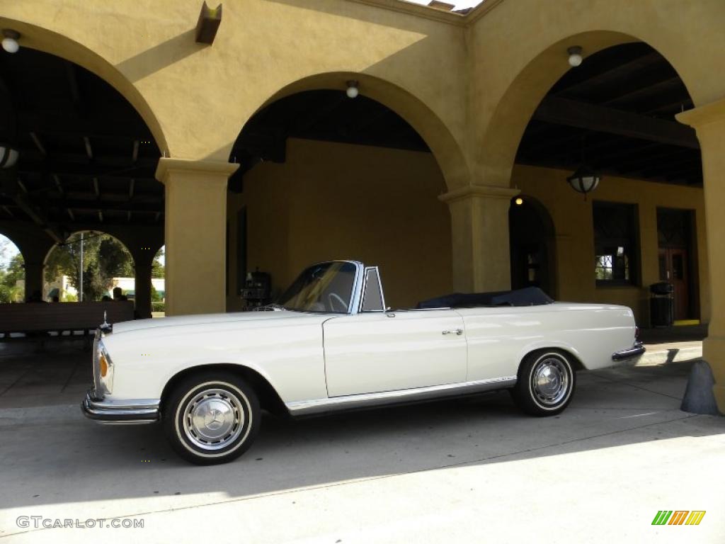 1965 220 SE Cabriolet - White / Dark Blue photo #11