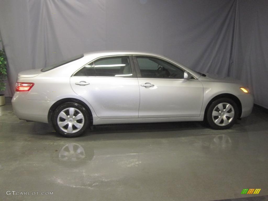 2008 Camry LE - Classic Silver Metallic / Ash photo #4