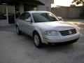 Reflex Silver Metallic - Passat Sedan Photo No. 7