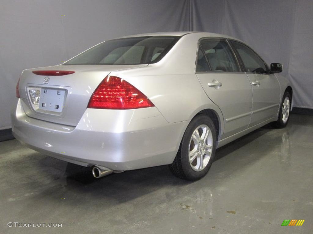 2007 Accord EX Sedan - Alabaster Silver Metallic / Gray photo #3