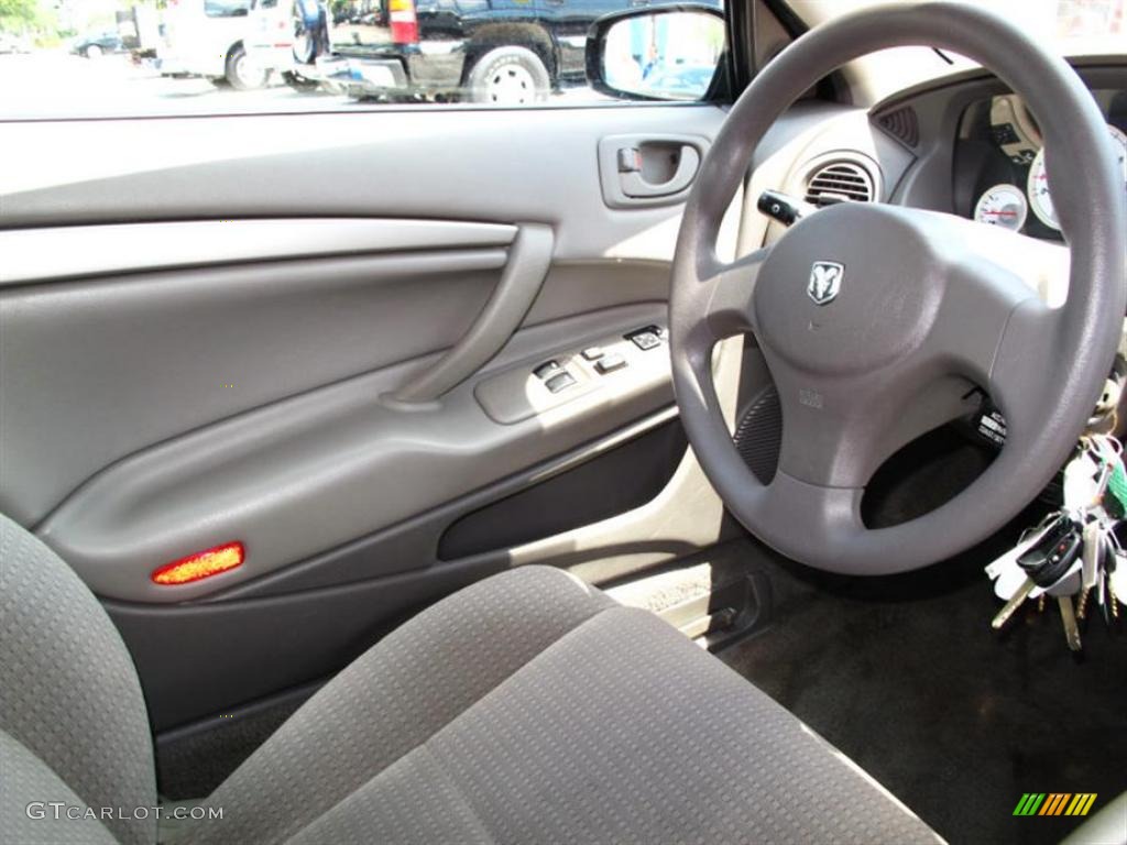 2003 Stratus SXT Coupe - Satin White Pearl / Dark Taupe/Medium Taupe photo #11