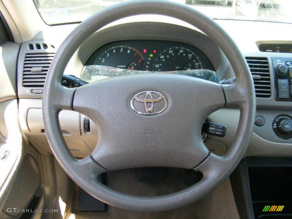 2003 Camry LE - Desert Sand Mica / Taupe photo #15