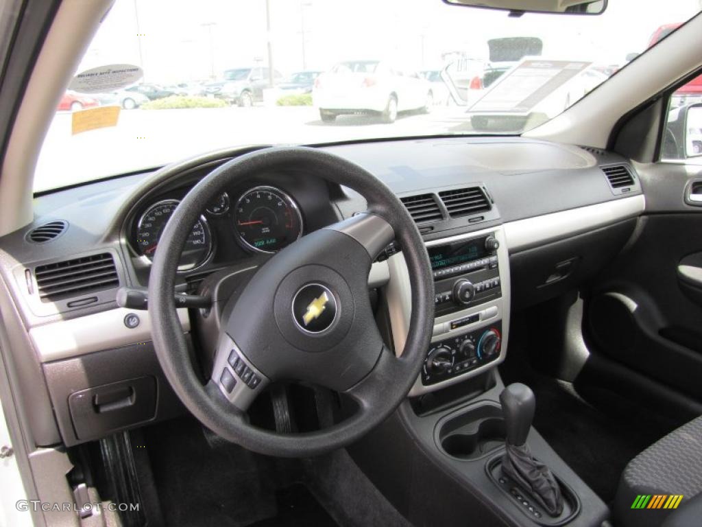 2009 Cobalt LT Coupe - Silver Ice Metallic / Gray photo #6