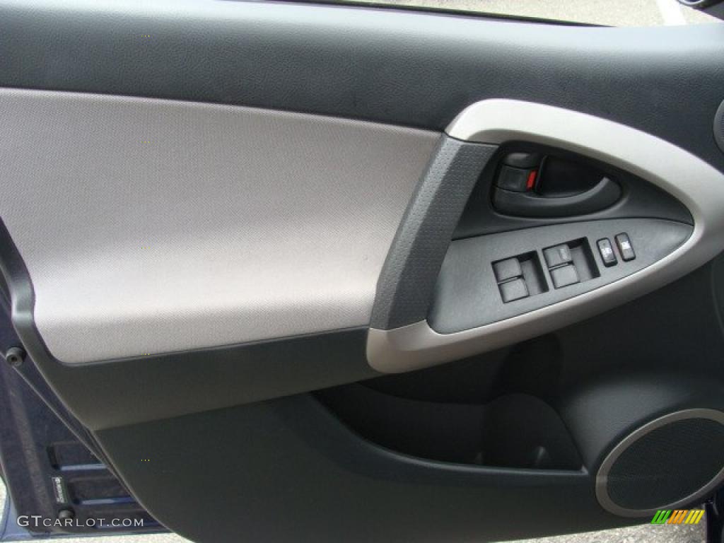 2007 RAV4 4WD - Nautical Blue Metallic / Ash Gray photo #6