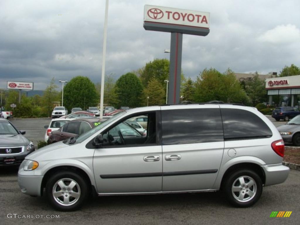 2007 Caravan SXT - Bright Silver Metallic / Medium Slate Gray photo #3